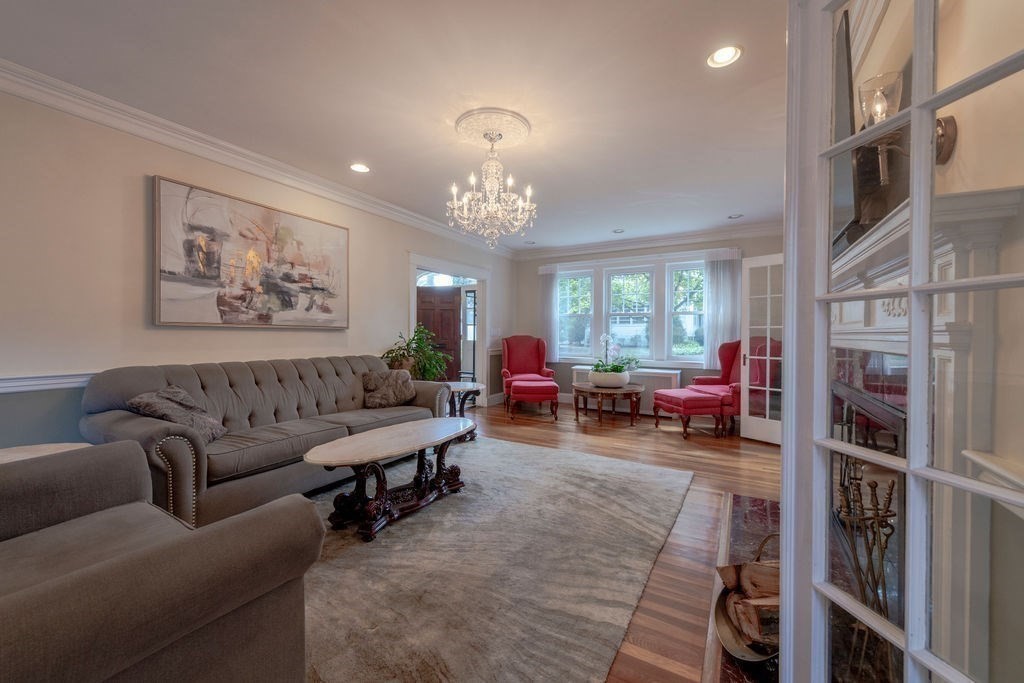 73 Ellison Park Waltham, MA 02452 - Photo 13 of 36