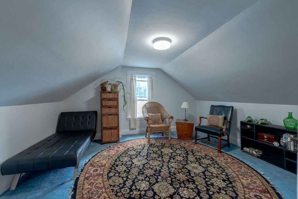 73 Ellison Park Waltham, MA 02452 - Photo 21 of 36