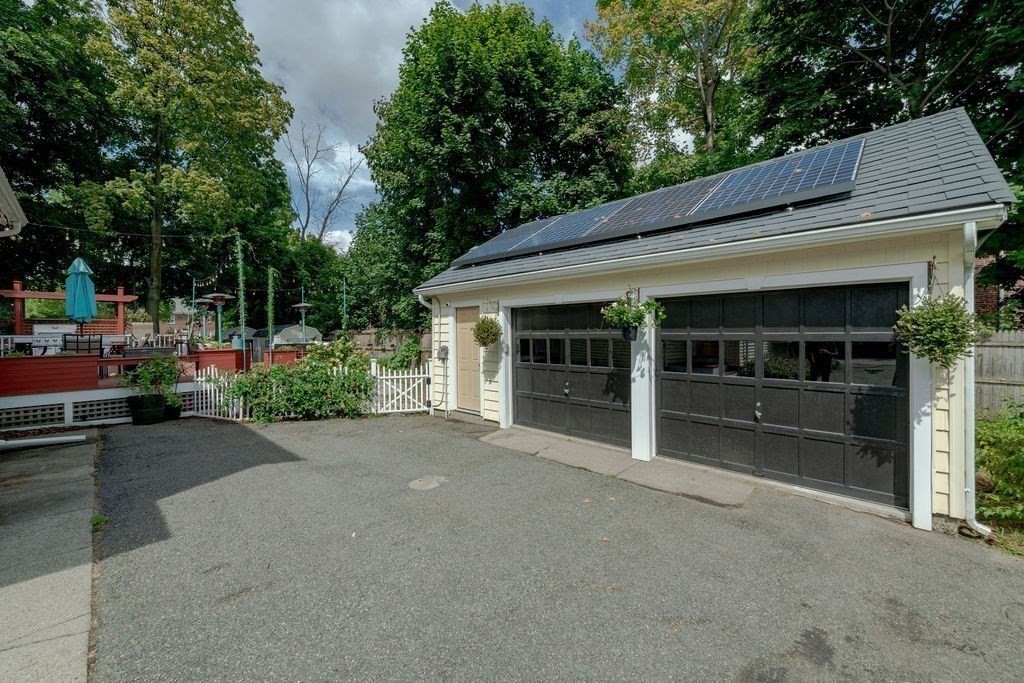 73 Ellison Park Waltham, MA 02452 - Photo 27 of 36