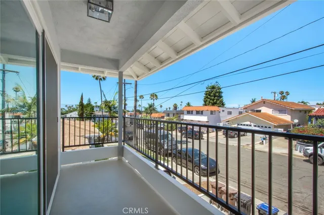 $2,498,888 | 117 Avenida Algodon, San Clemente, CA 92672