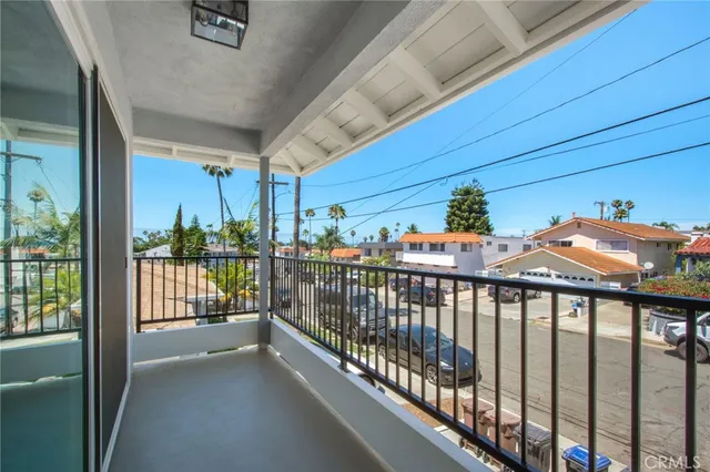 $2,498,888 | 117 Avenida Algodon, San Clemente, CA 92672