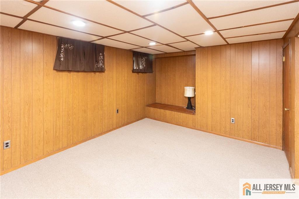 10 Eardley Road Edison, NJ 08817 - Photo 27 of 38