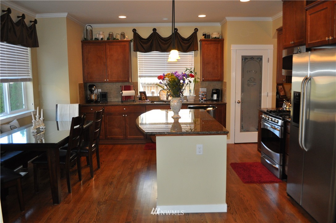 3615 222nd Place Southeast Bothell, WA 98021 - Photo 3 of 25