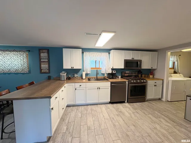 $162,900 | 501 North Wood Street, Washington, IL 61571