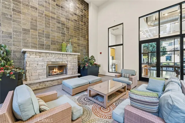 $875,000 | 133 The Promenade North, Unit 103, Long Beach, CA 90802