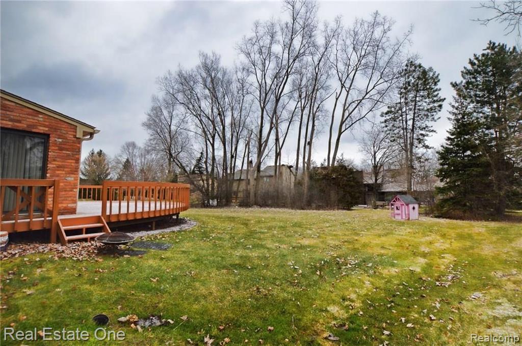 31210 Claymore Road Farmington Hills, MI 48331 - Photo 19 of 21