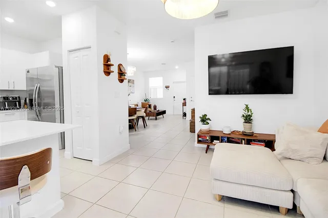 $2,500 | 2873 Southeast 24th Court, Unit 1, Homestead, FL 33035