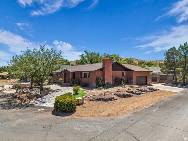 3334 Ute Road St. George, UT 84790 - Photo 19 of 33