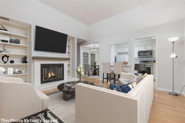 $2,000 | 9142 Emberglow Lane, Dallas, TX 75243