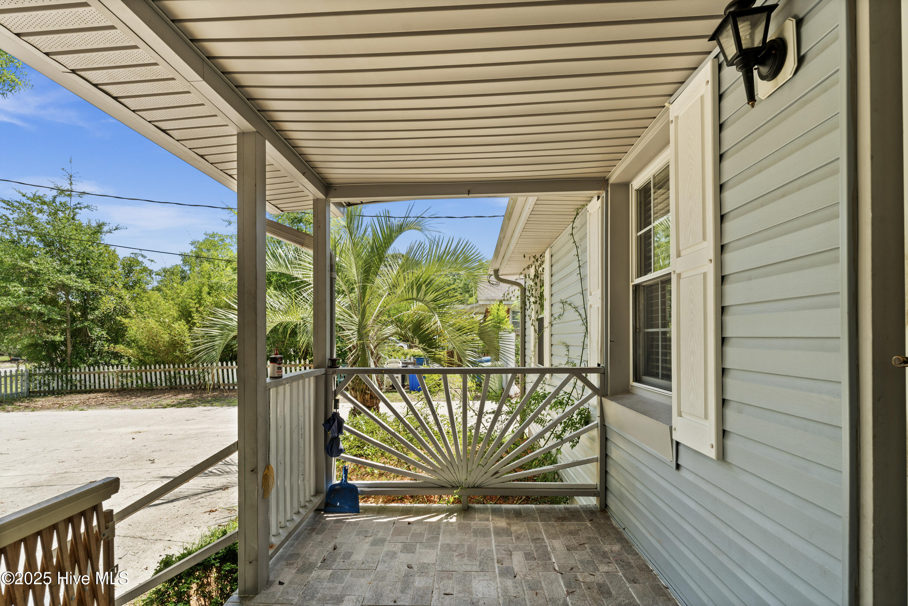 210 Rutledge Drive Wilmington, NC 28412 - Photo 33 of 63 Photo out from separate entrance