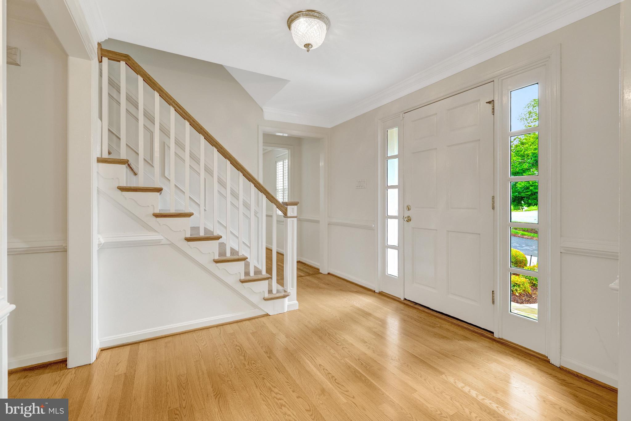 911 Rail Court McLean, VA 22102 - Photo 27 of 63 Stairs to Private Family Quarters