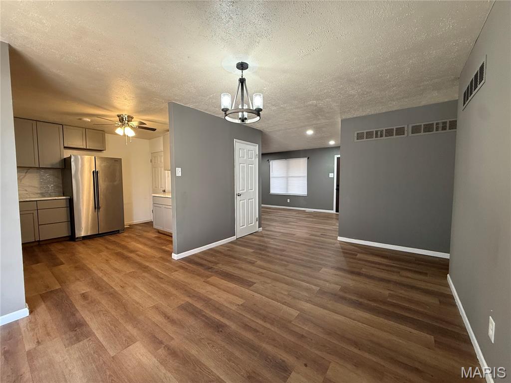 601 Wickford Way Ballwin, MO 63021 - Photo 13 of 19