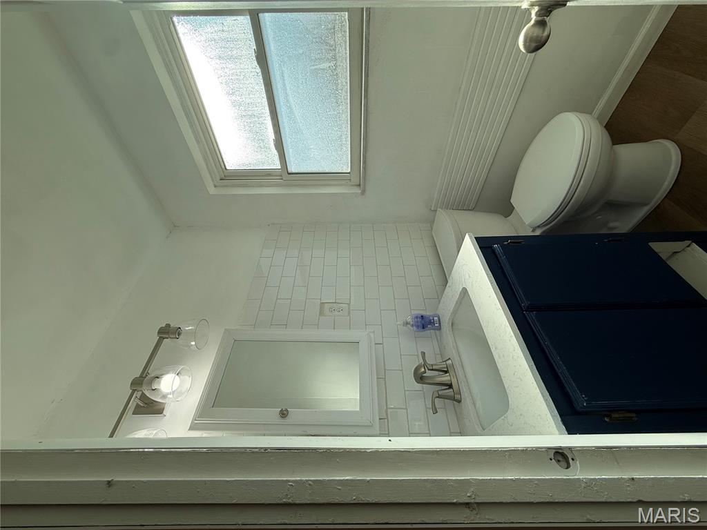 601 Wickford Way Ballwin, MO 63021 - Photo 9 of 19