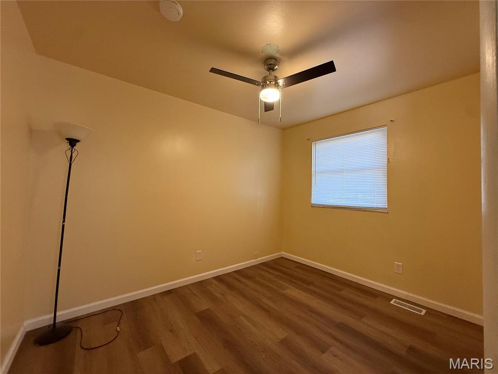 601 Wickford Way Ballwin, MO 63021 - Photo 10 of 19