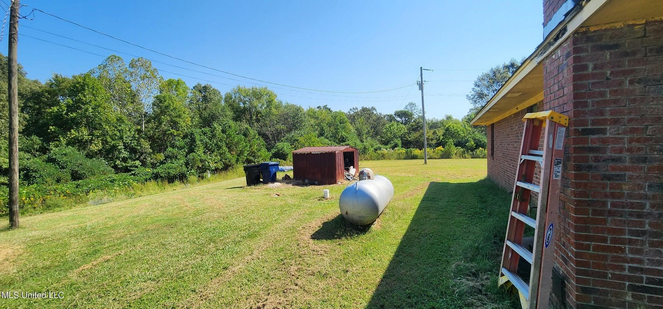 5709 Peyton Road Coldwater, MS 38618 - Photo 2 of 5 Gallery Image 2