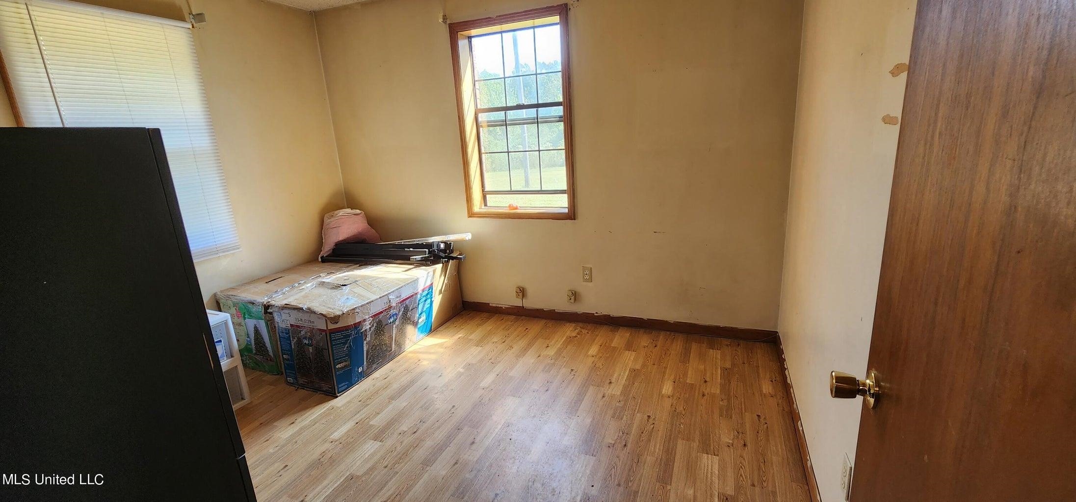 5709 Peyton Road Coldwater, MS 38618 - Photo 3 of 5 Gallery Image 3