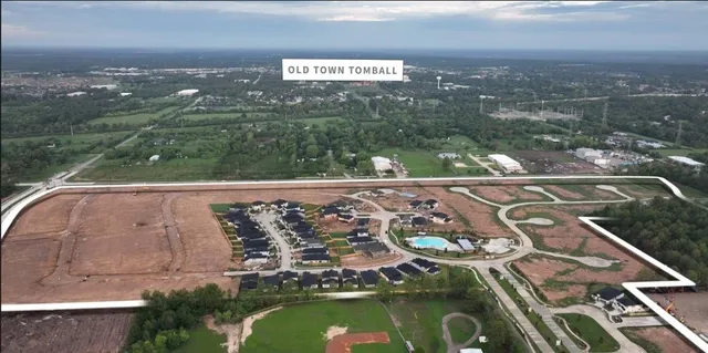 $389,000 | 21934 Sam Raburn Drive, Tomball, TX 77375