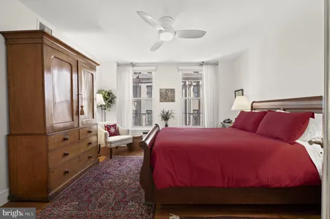 $1,700,000 | 1901 Walnut Street, Unit 15D, Philadelphia, PA 19103