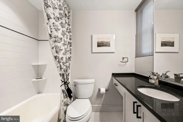 $1,750,000 | 1901 Walnut Street, Unit 15D, Philadelphia, PA 19103