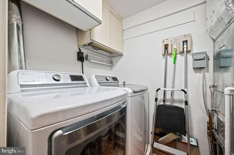 $1,700,000 | 1901 Walnut Street, Unit 15D, Philadelphia, PA 19103