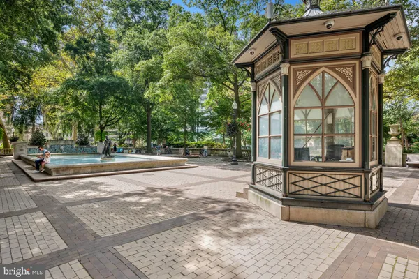 $1,750,000 | 1901 Walnut Street, Unit 15D, Philadelphia, PA 19103