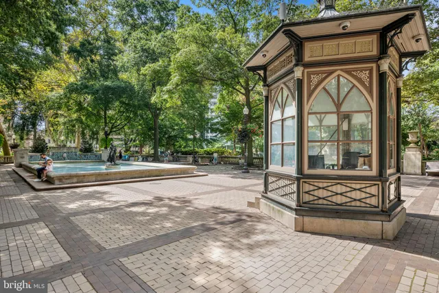 $1,895,000 | 1901 Walnut Street, Unit 15D, Philadelphia, PA 19103