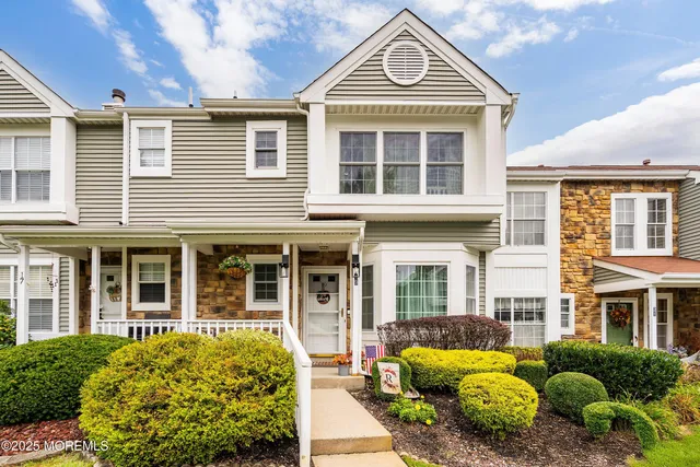 $3,600 | 19 Horseshoe Court, Tinton Falls, NJ 07753