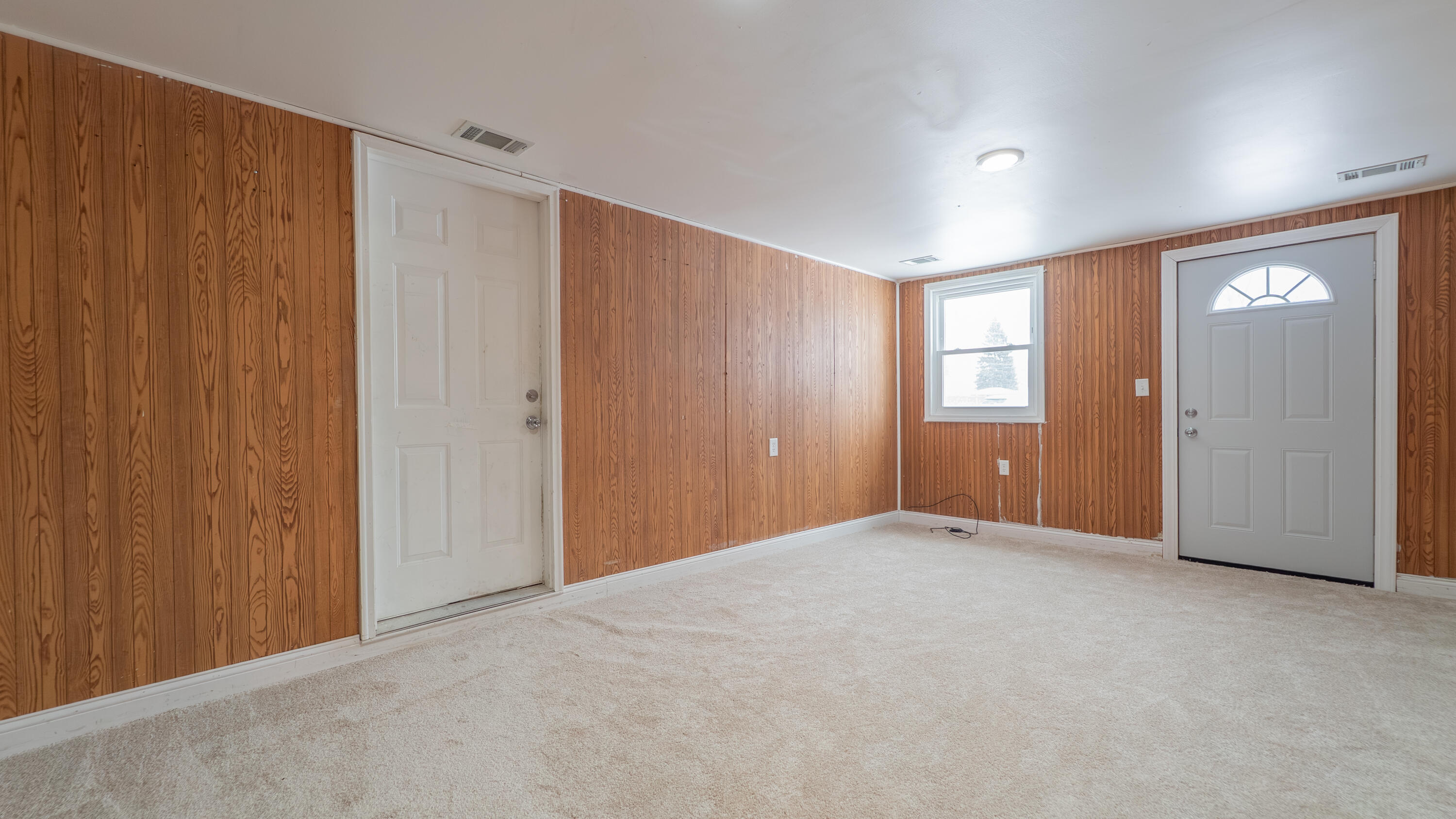 726 Fremont Road Valparaiso, IN 46385 - Photo 18 of 27 3000x1687