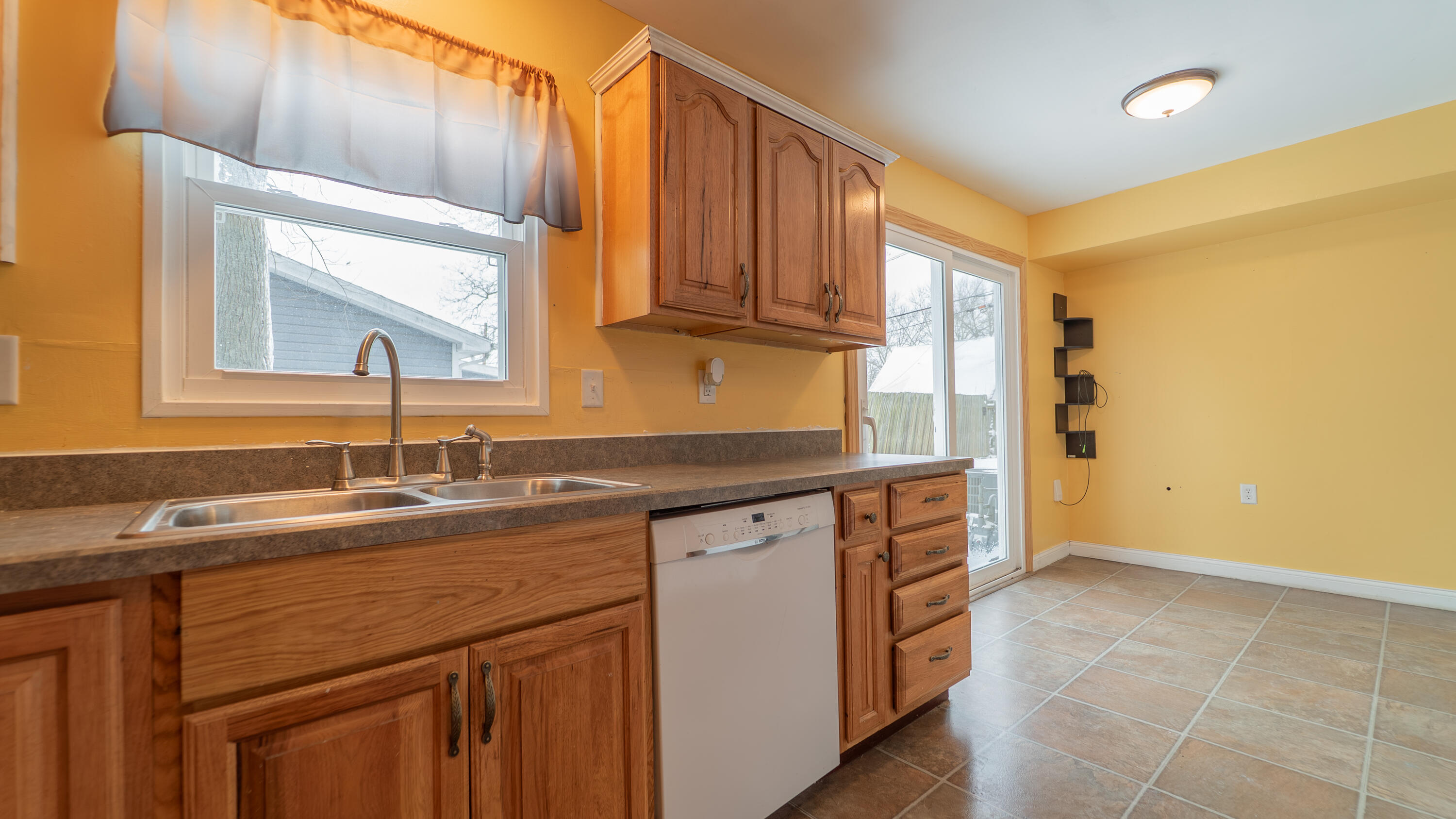 726 Fremont Road Valparaiso, IN 46385 - Photo 9 of 27 3000x1687