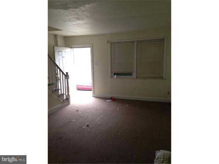 930 Collings Road Camden, NJ 08104 - Photo 3 of 6
