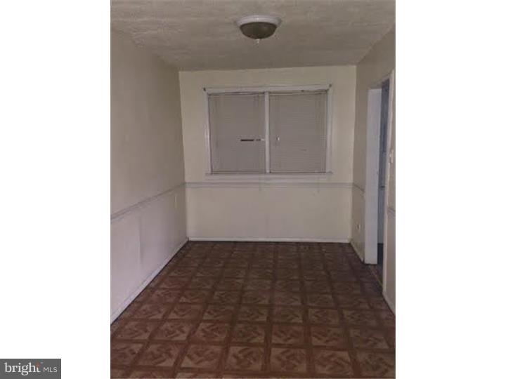 930 Collings Road Camden, NJ 08104 - Photo 4 of 6