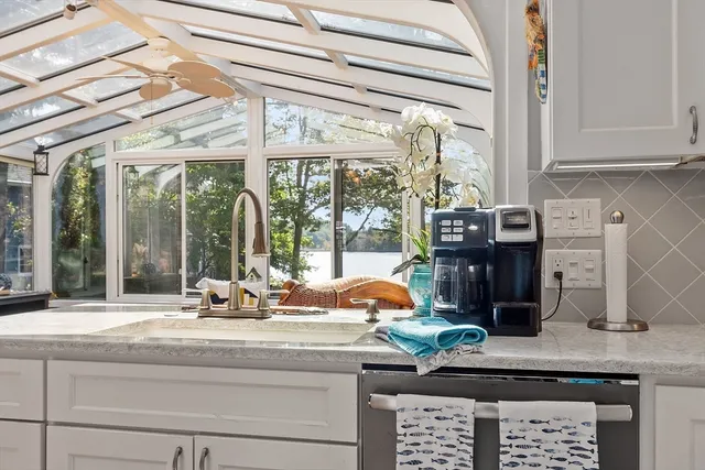 $729,900 | 20 4th Lane, Chelmsford, MA 01824