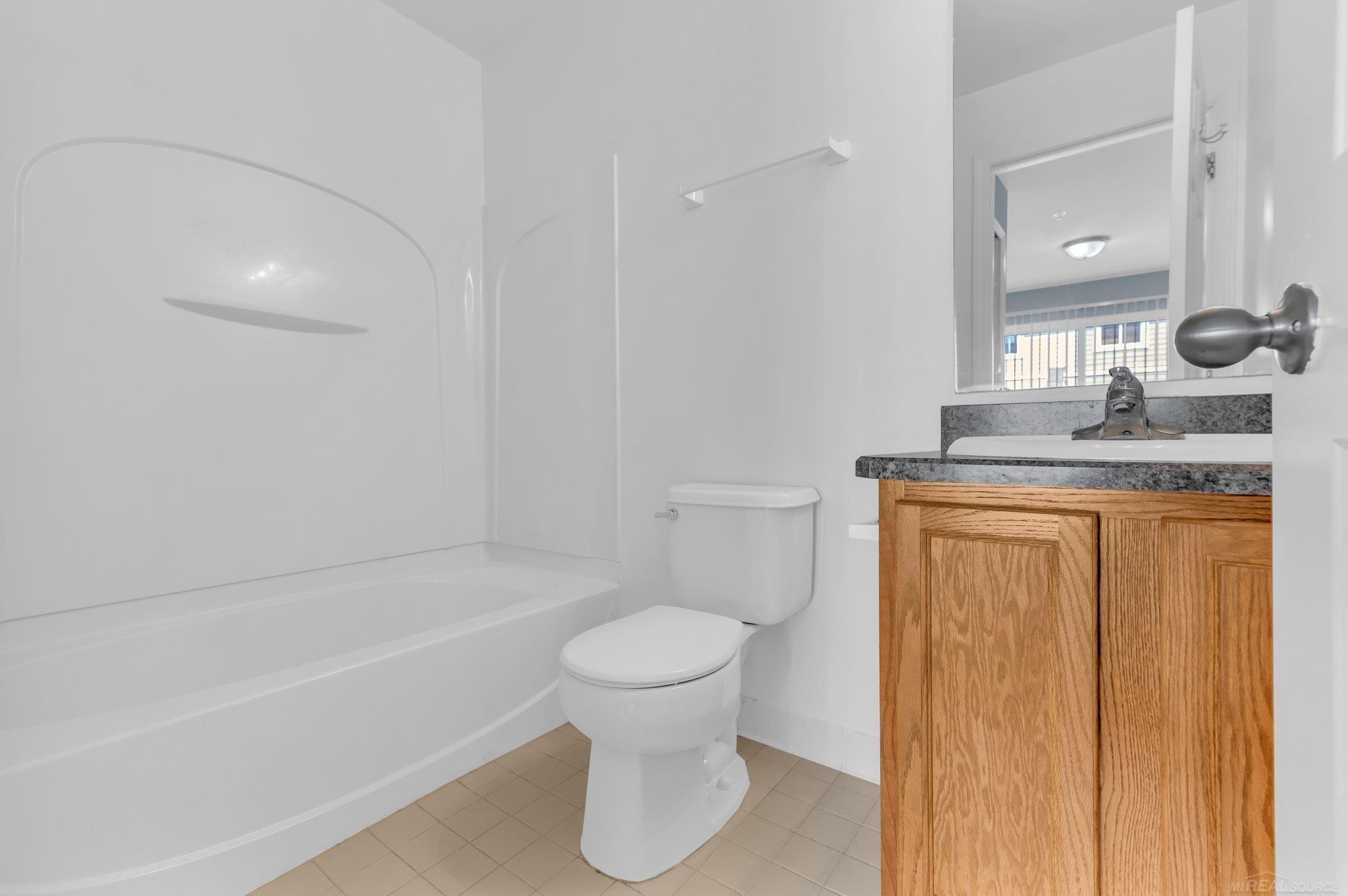 1139 Beaver Run Troy, MI 48083 - Photo 13 of 25