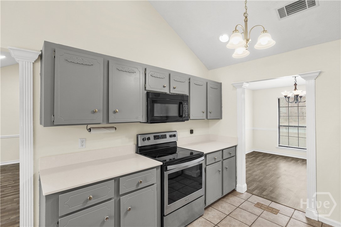 614 Demere Street Hinesville, GA 31313 - Photo 11 of 32