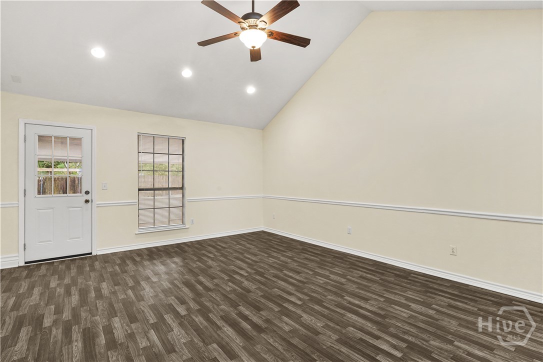 614 Demere Street Hinesville, GA 31313 - Photo 4 of 32