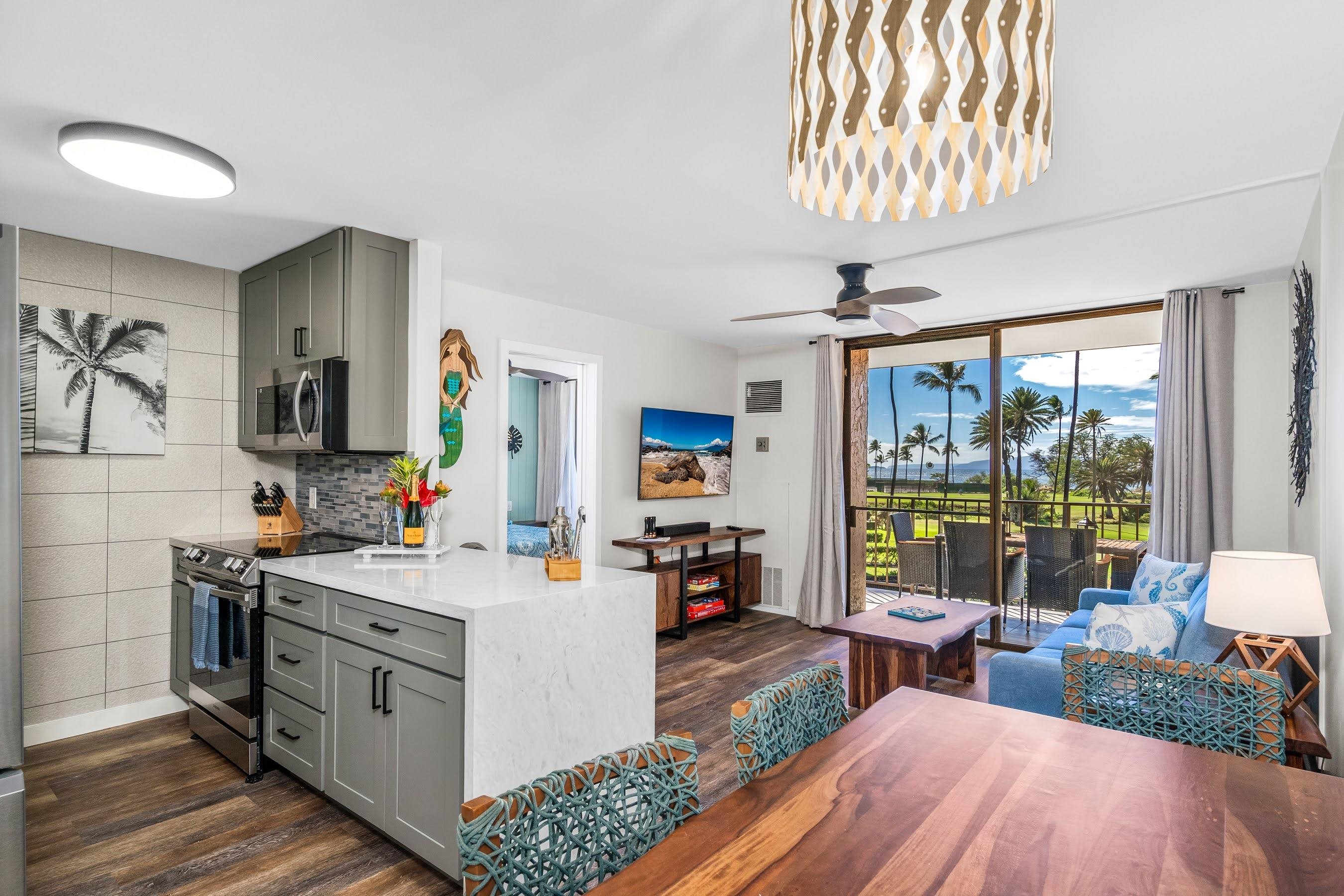 938 South Kihei Road, Unit 309 Kihei, HI 96753 - Photo 4 of 34 a very nice looking room with a large window