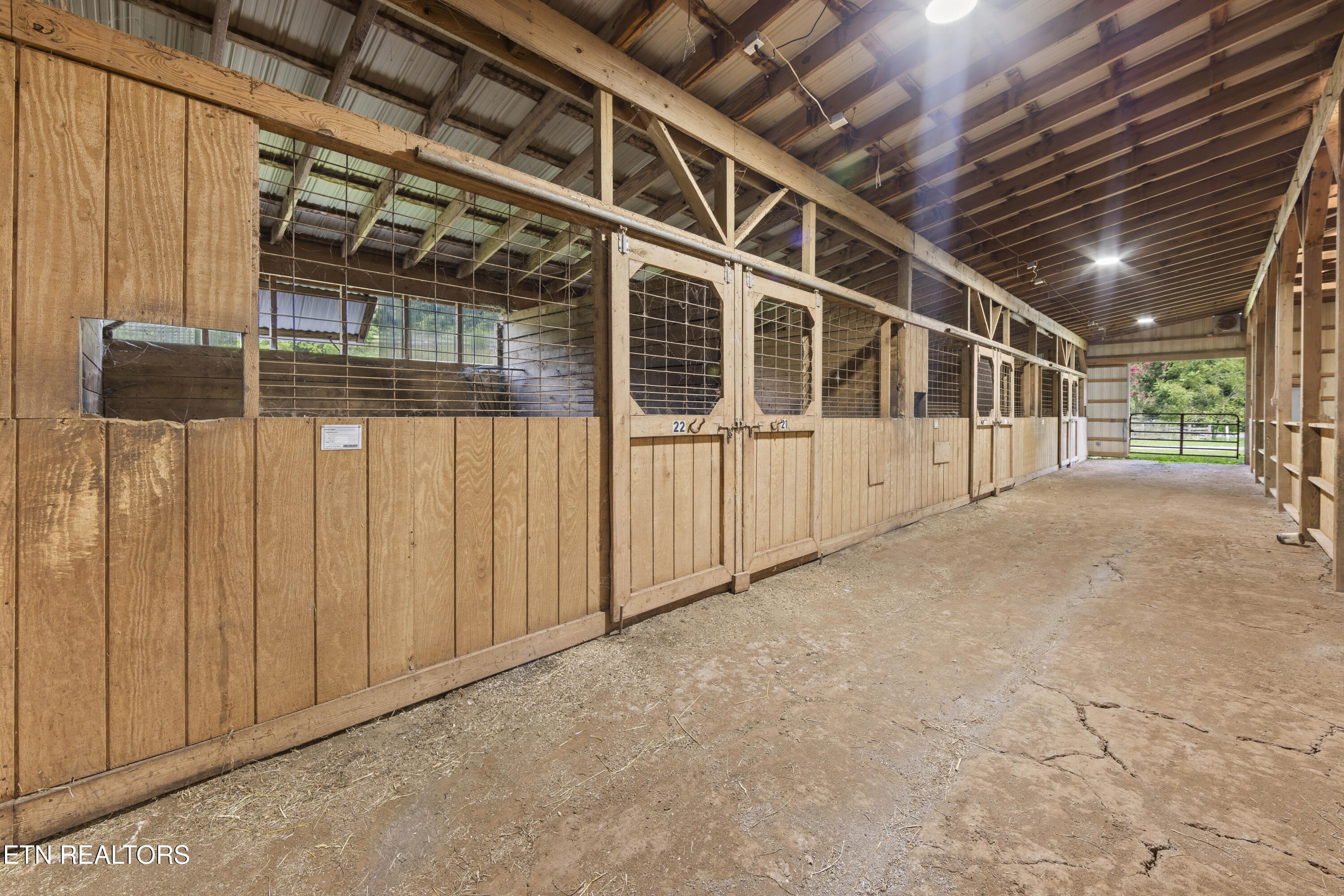 500 Miller Road Clinton, TN 37716 - Photo 40 of 42 aa1006A3842