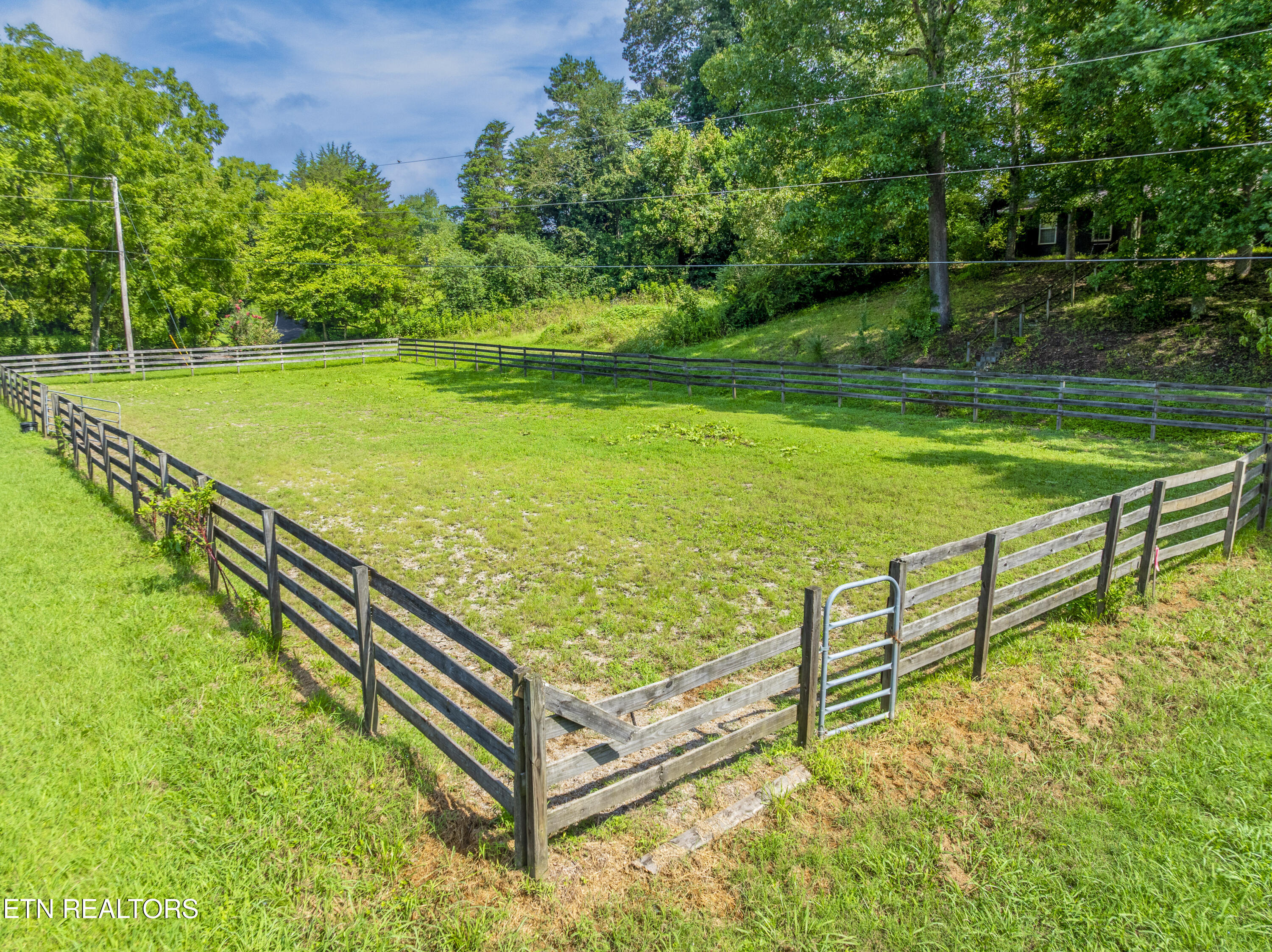 500 Miller Road Clinton, TN 37716 - Photo 9 of 42 DJI_0923-HDR