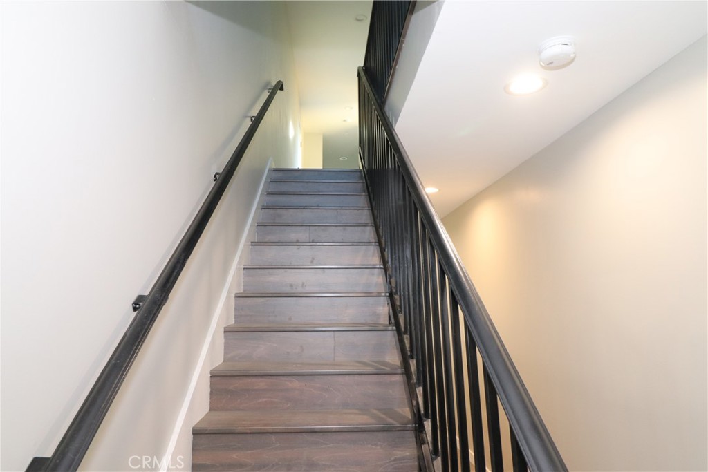 295 East Lerdo Highway Shafter, CA 93263 - Photo 14 of 16 Main Stairwell interior