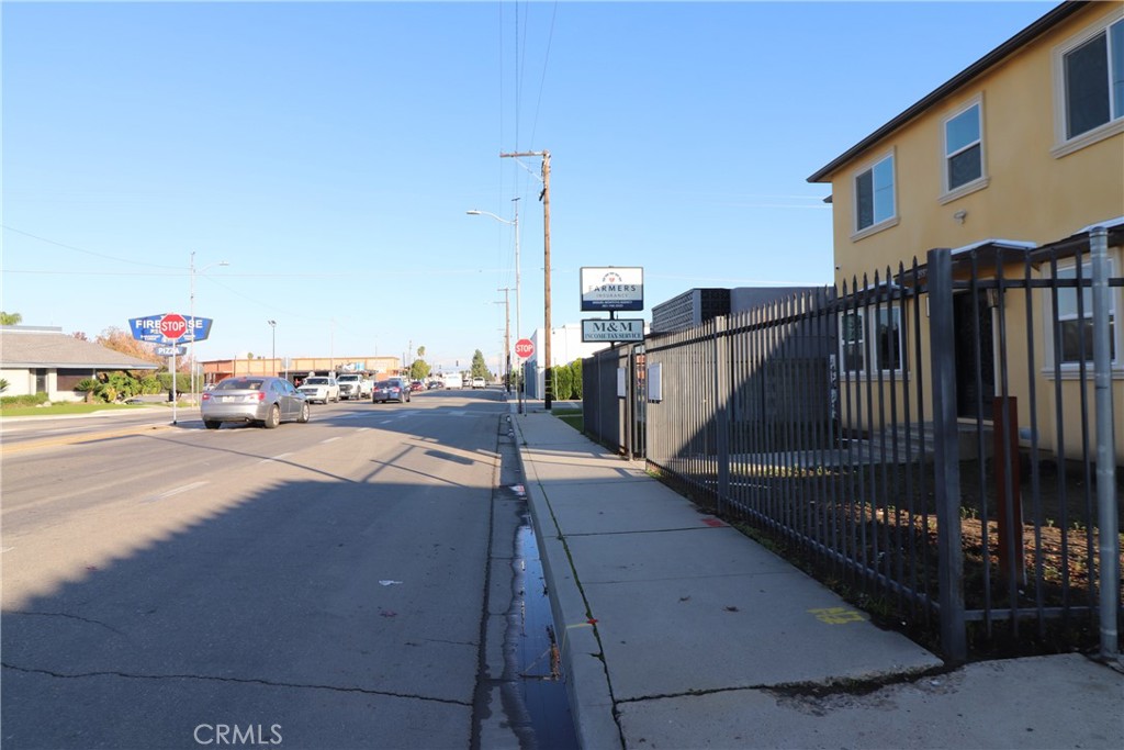 295 East Lerdo Highway Shafter, CA 93263 - Photo 3 of 16 Street view