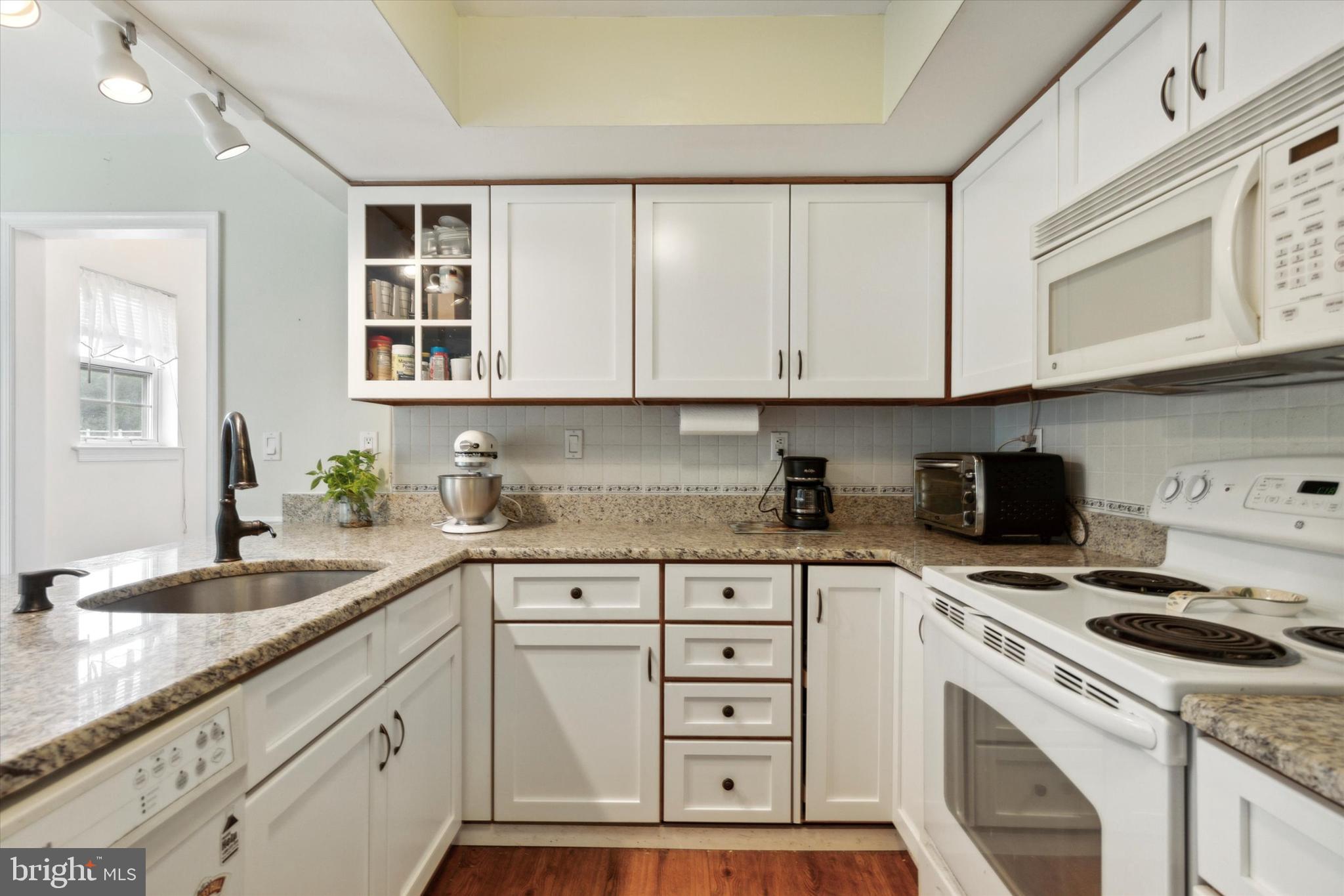 175 Elephant Road Dublin, PA 18917 - Photo 2 of 20 Gallery Image 2