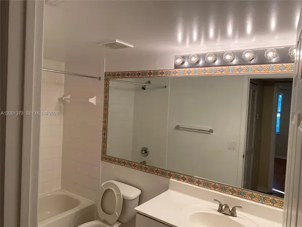 $2,700 | 9645 Northwest 1st Court, Unit 1302, Pembroke Pines, FL 33024