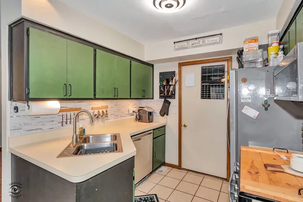 $225,000 | 14411 Lamon Avenue, Midlothian, IL 60445