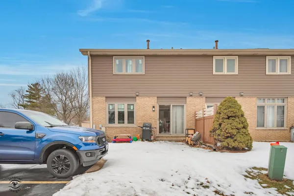 $225,000 | 14411 Lamon Avenue, Midlothian, IL 60445