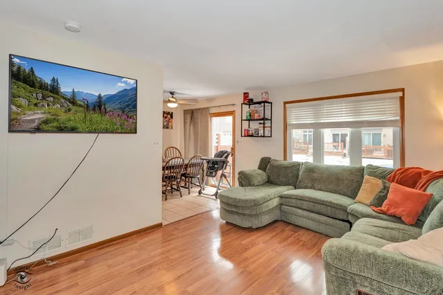 $235,000 | 14411 Lamon Avenue, Midlothian, IL 60445