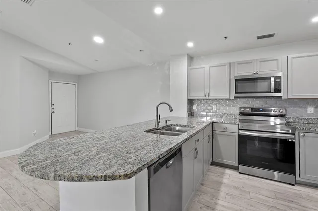 $1,850 | 4045 Crockers Lake Boulevard, Unit 23, Sarasota, FL 34238