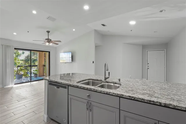 $1,850 | 4045 Crockers Lake Boulevard, Unit 23, Sarasota, FL 34238