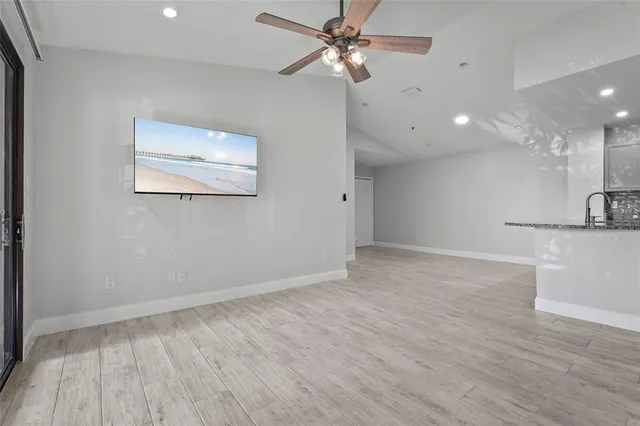 $1,850 | 4045 Crockers Lake Boulevard, Unit 23, Sarasota, FL 34238