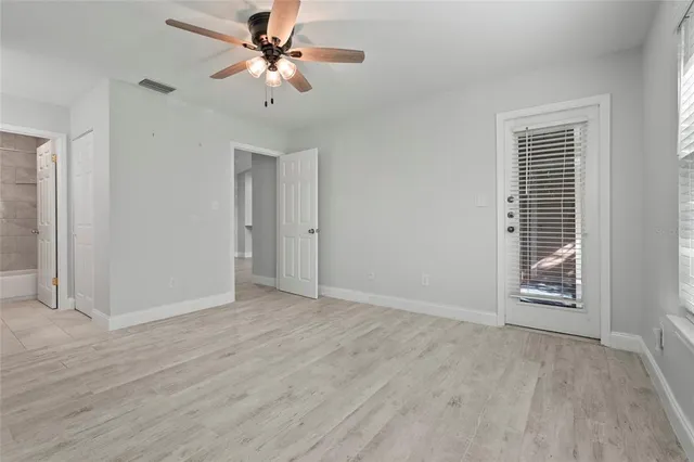 $1,850 | 4045 Crockers Lake Boulevard, Unit 23, Sarasota, FL 34238