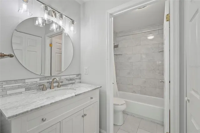 $1,850 | 4045 Crockers Lake Boulevard, Unit 23, Sarasota, FL 34238